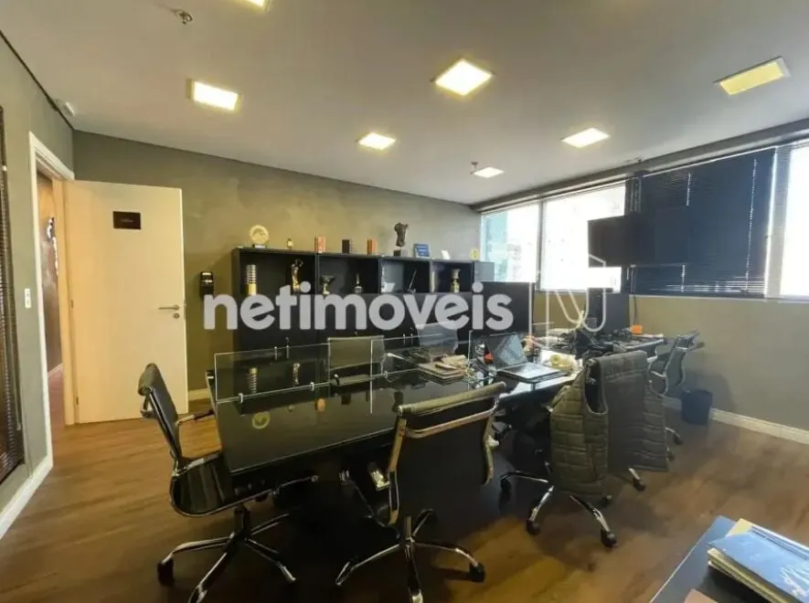 Imagem Sala comercial à venda no bairro Funcionários - Belo Horizonte/MG