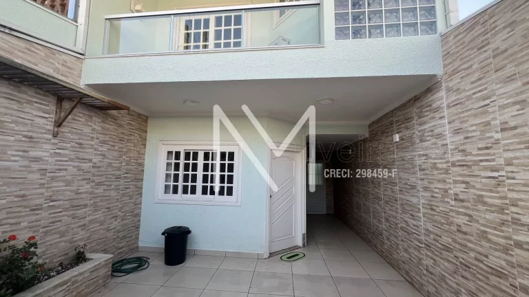 Foto do imóvel Casa Sobrado à Venda 3 Quartos 1 Suíte 187m² - Bairro Ana Maria