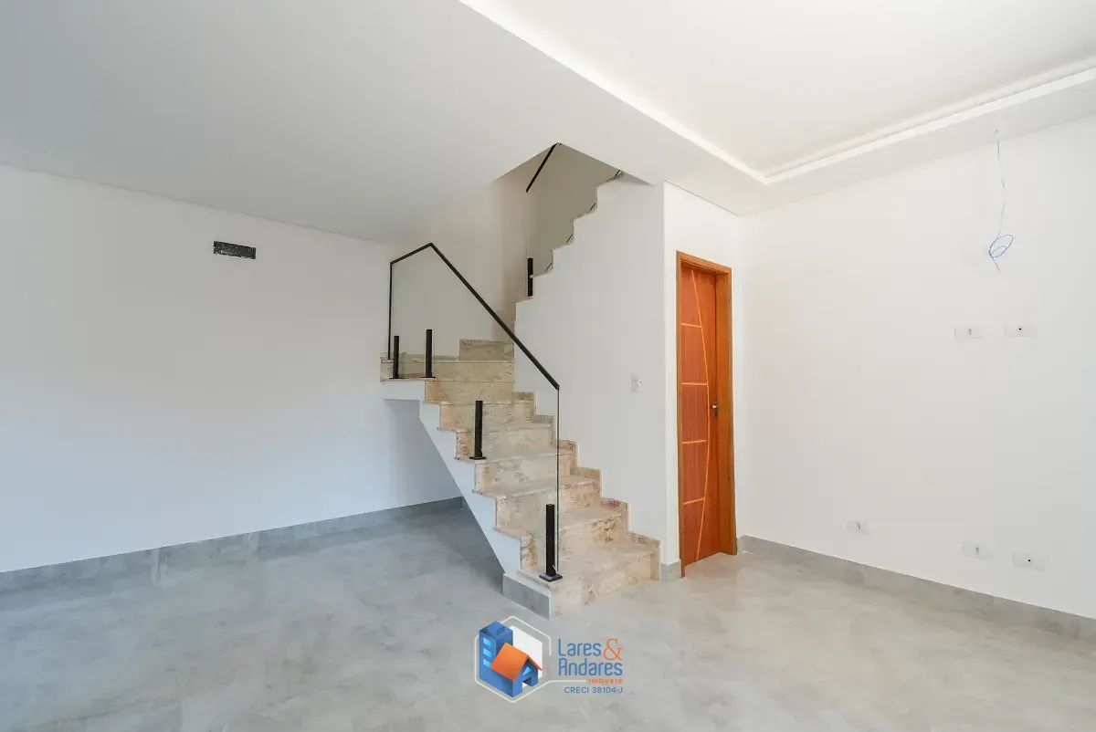 Imagem Sobrado para venda em Vila Gumercindo com 3 quartos, sendo 1 suíte, 180m²