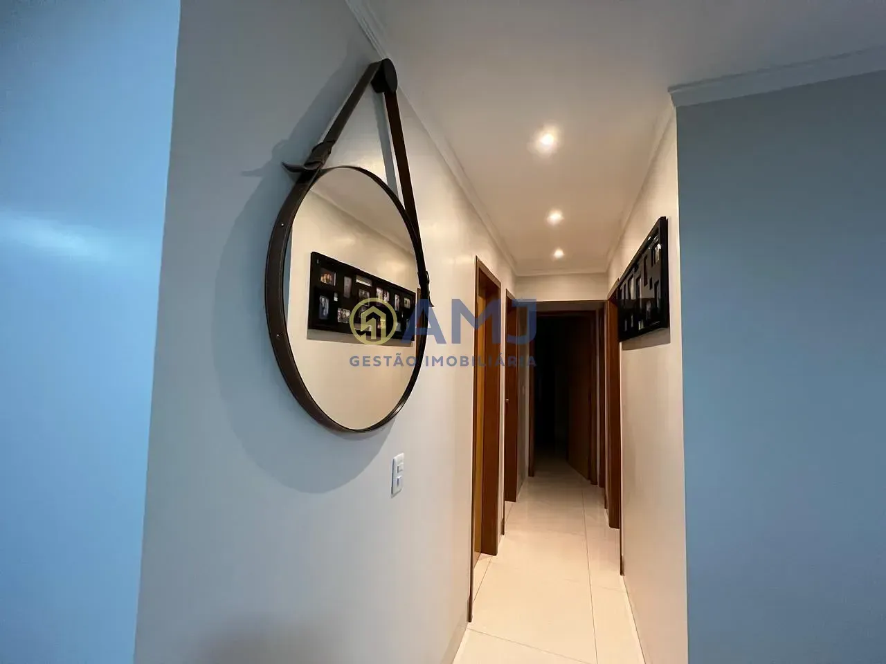 Imagem À VENDA | APARTAMENTO REFORMADO NO SETOR BUENO