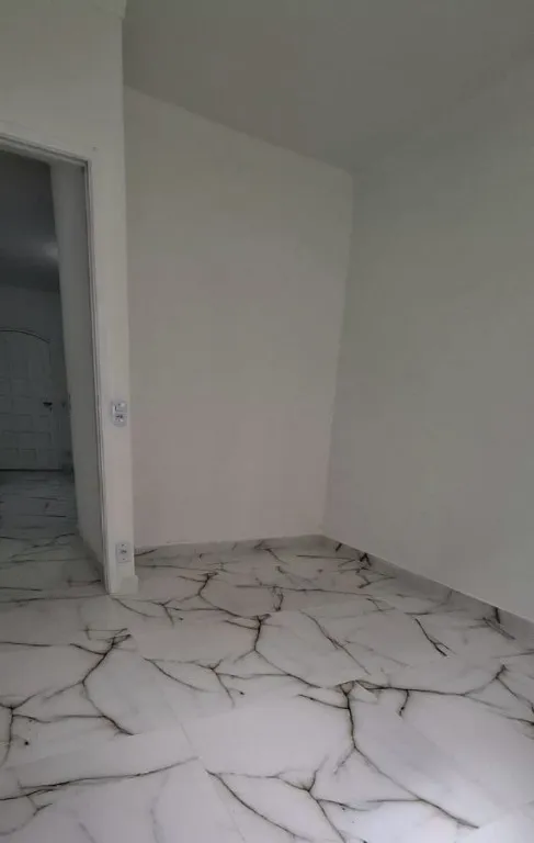 Imagem CASA COM 124,00 m² - SAMAMBAIA - PRAIA GRANDE SP