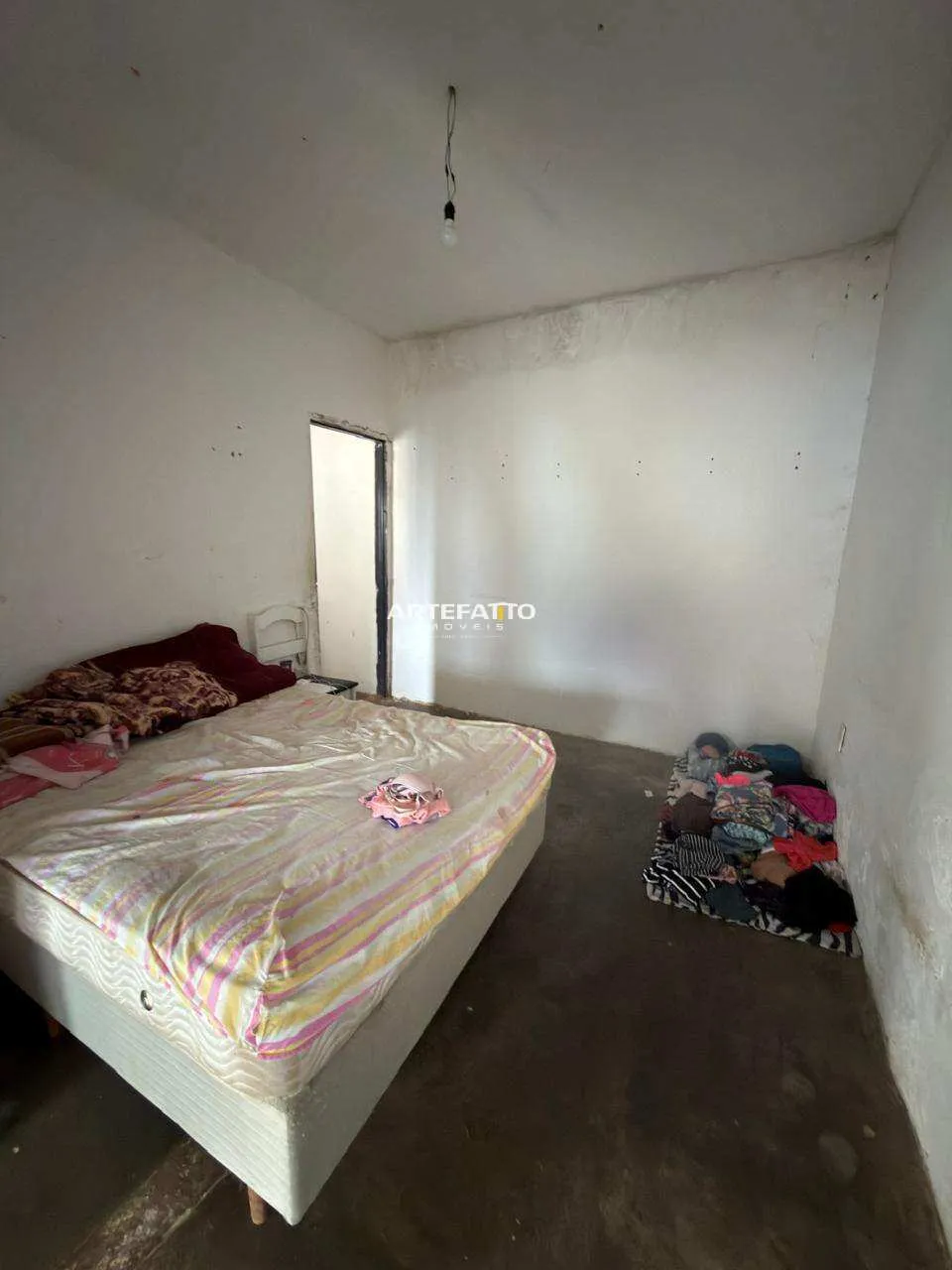 Imagem Duas casas no mesmo terreno ideal pra investidor, casa para reforma ou demolir (Não Financia)