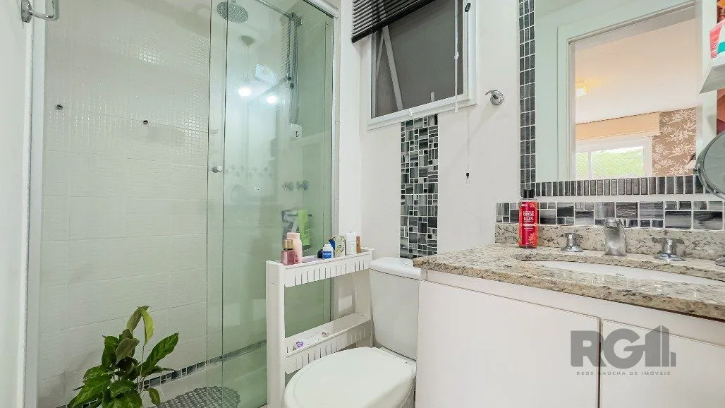 Imagem Apartamento a venda no bairro Passo da Areia com dois dormitórios.