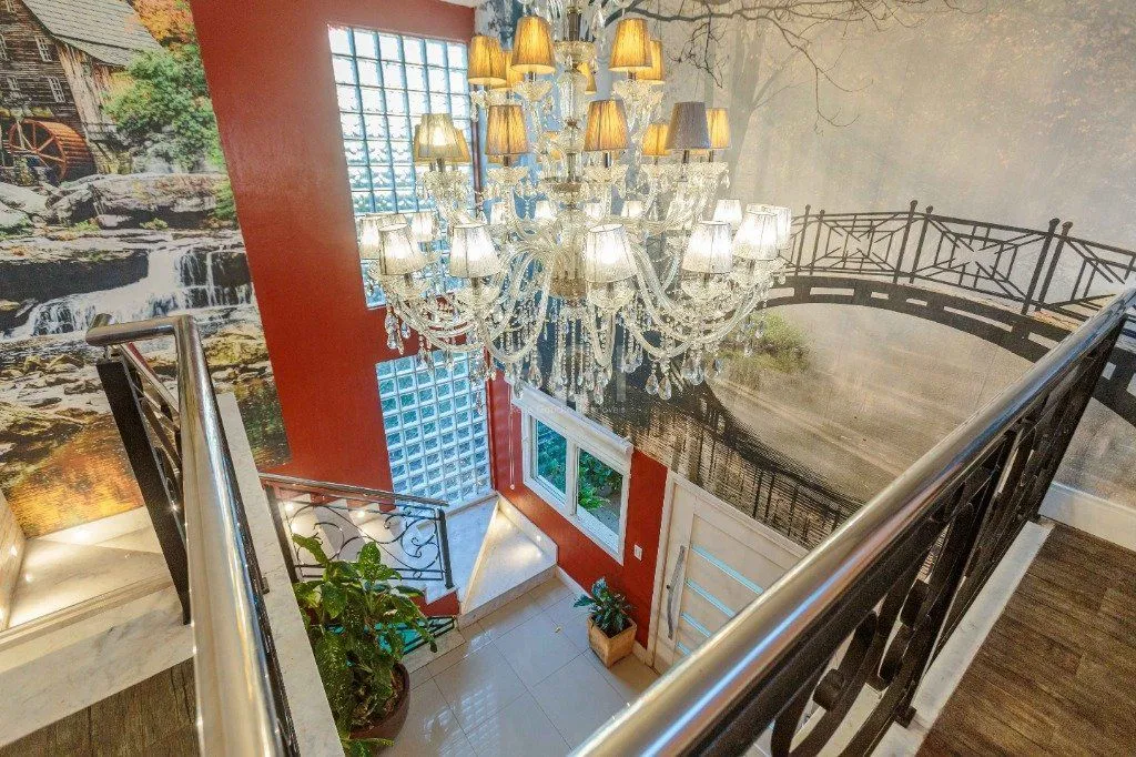Imagem Casa de 498m², bairro Teresópolis