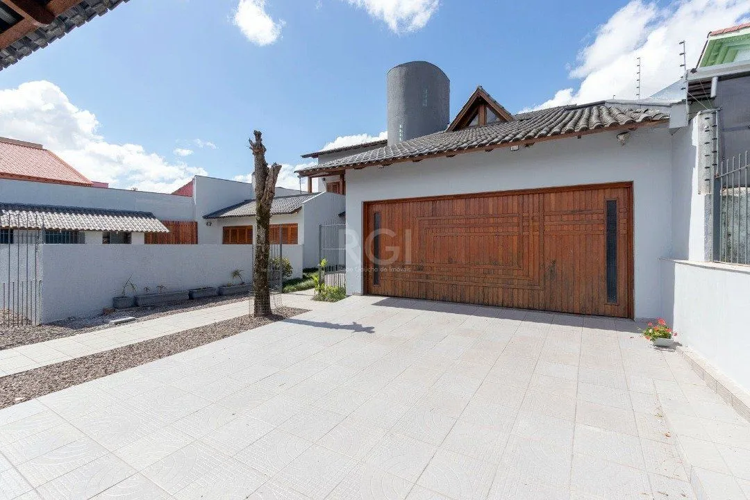 Imagem Casa para Venda - 451.63m², 5 dormitórios, sendo 1 suites, 4 vagas - Cristal