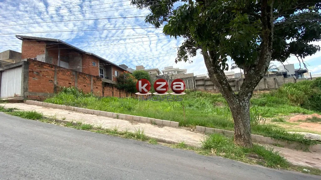 Imagem Terreno com 596,45 m² de área à venda em Valinhos-SP, Bosque dos Eucaliptos