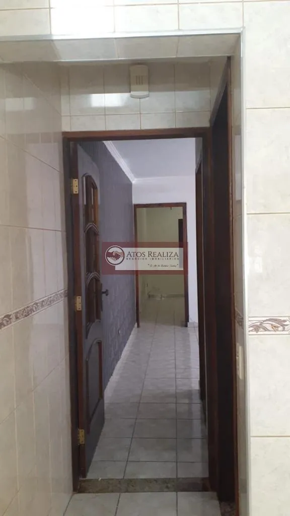 Imagem Sobrado de 100m² em Vila Sofia, São Paulo - 3 dormitórios, 2 suítes e 1 banheiro por R$ 670.000 - Confira!