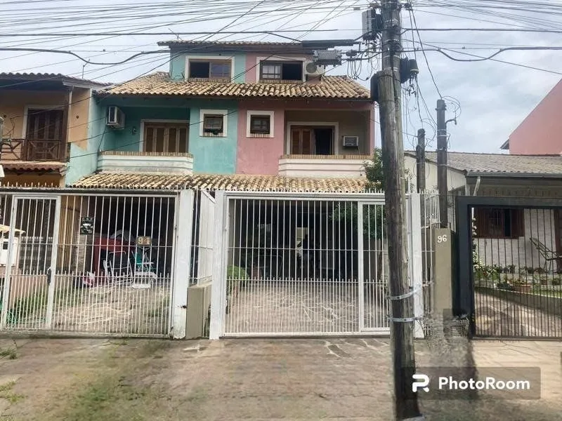 Imagem CASA | 2 DORMITÓRIOS | 1 SUÍTE | 2 VAGAS | PISCINA | SACADA | BAIRRO HÍPICA | ZONA SUL