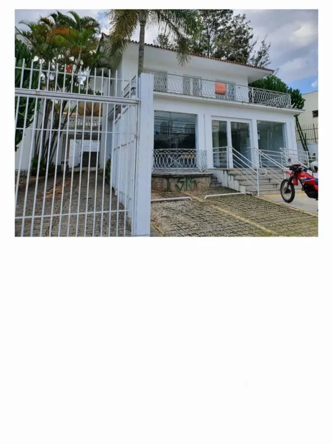Imagem Casa Comercial para Locação em São Paulo / SP no bairro Pacaembu