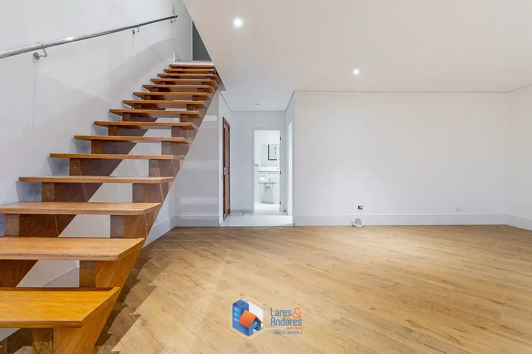 Imagem Duplex para venda em Pinheiros com 2 quartos, sendo 2 suítes, 132m²