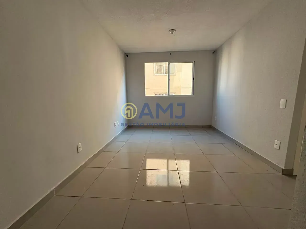 Imagem Apartamento Disponível para Venda e Locação - Condomínio Vila Cerrado II