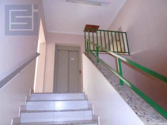 Imagem Salão para alugar por R$ 6.500/mês - Praça Coronel Olímpio Gonçalves dos Reis Centro - Socorro/SP