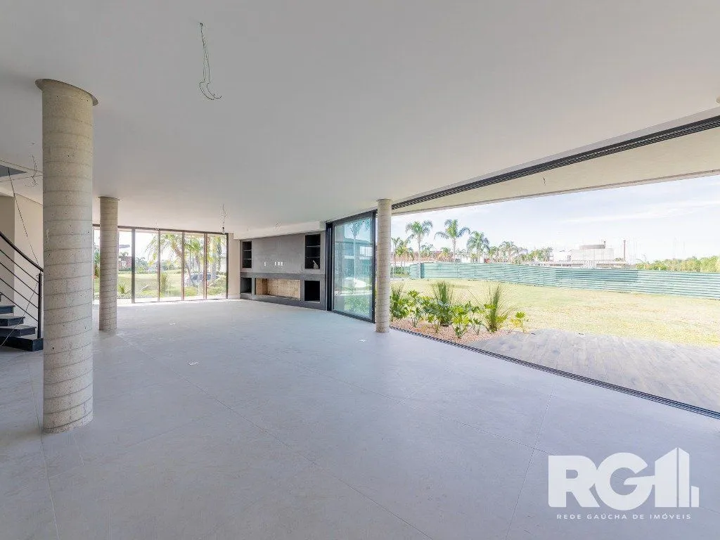 Imagem Casa de Condomínio em Sans Souci