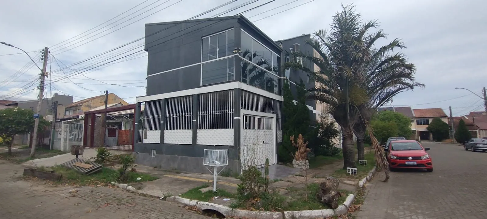 Imagem Sobrado no bairro Hípica - 2 dormitórios