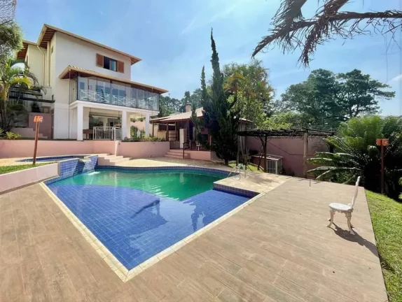 Imagem Cond. Paineiras II - Impecável! 3 suítes, piscina, gourmet, salão e VISTA!