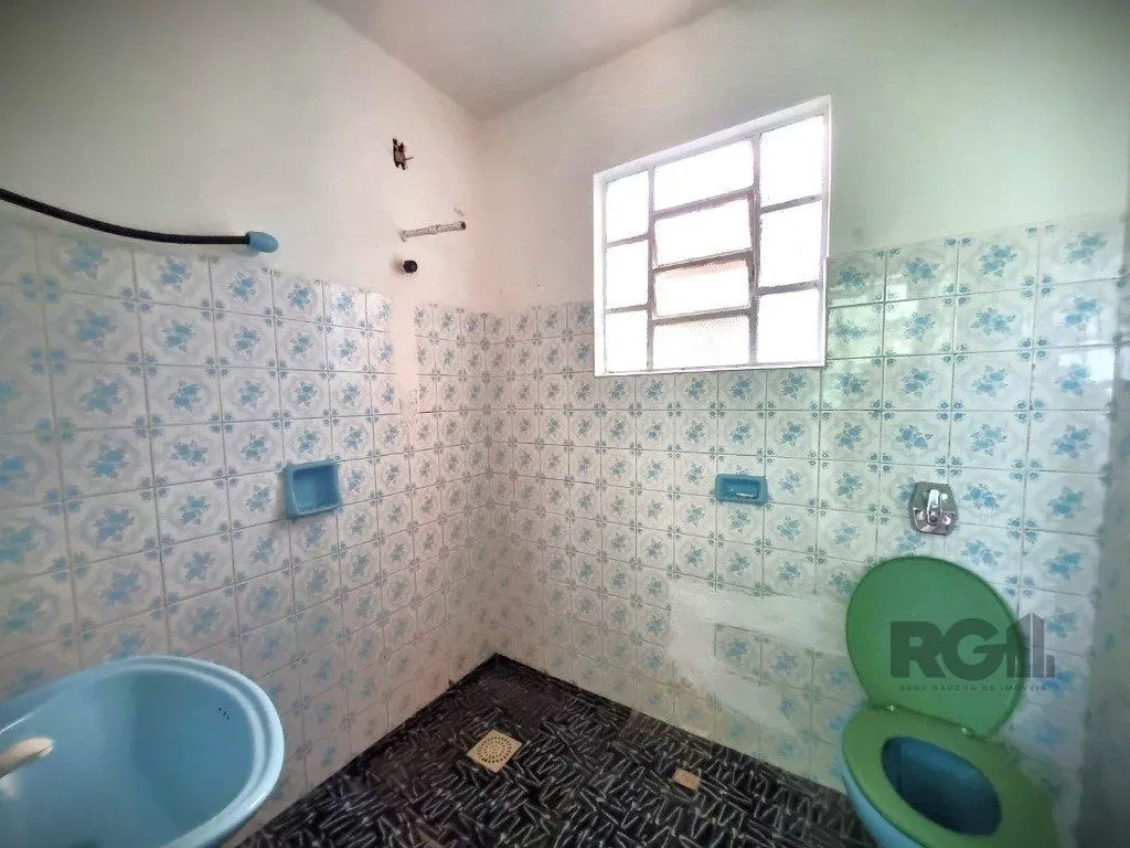 Imagem Casa 4 Dormitório(s) Bairro Nonoai