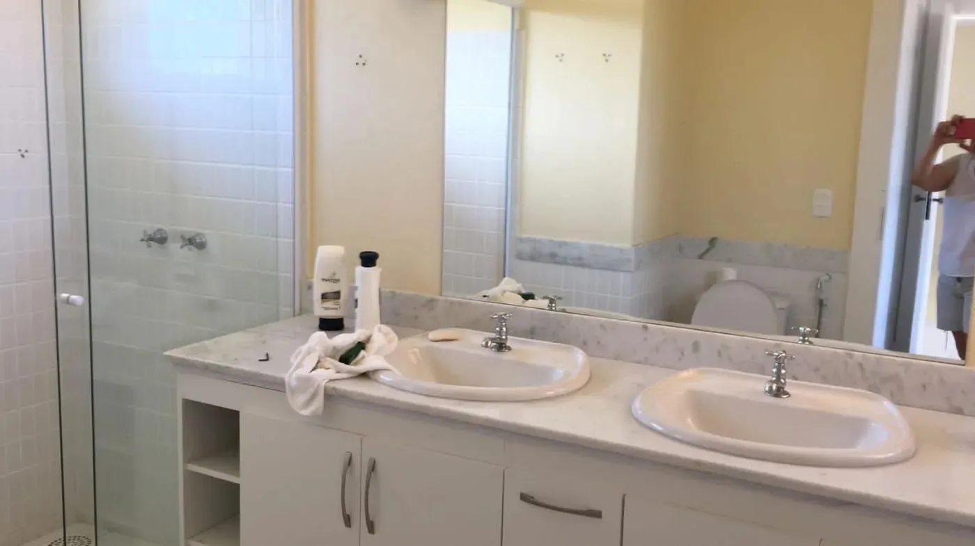 Imagem Casa para Venda em Armação dos Búzios / RJ no bairro Baía Formosa