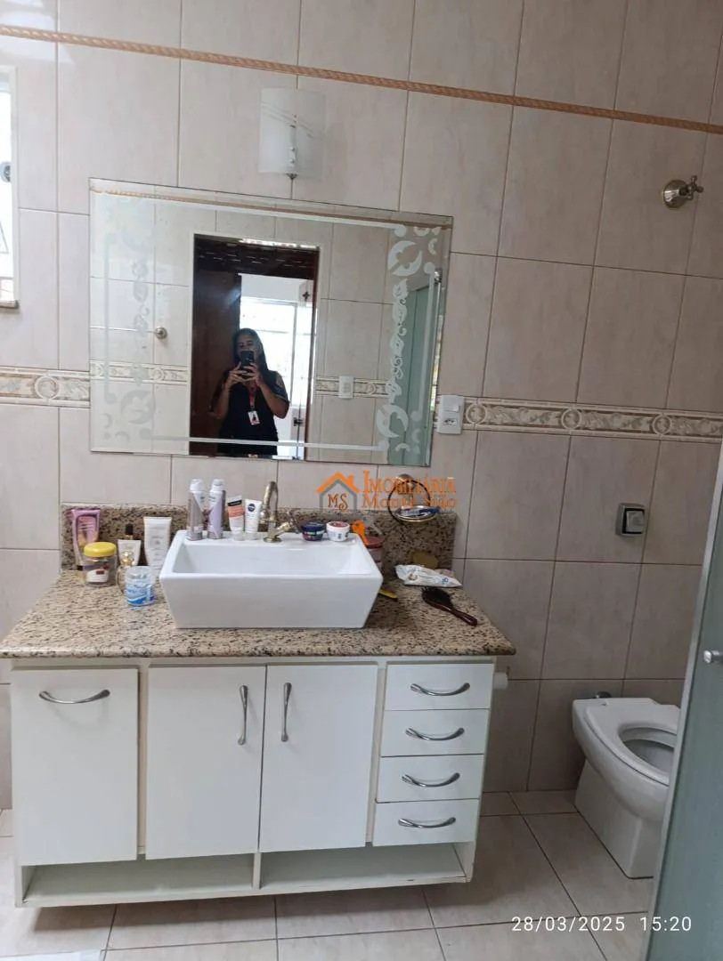 Imagem Casa com 5 dormitórios à venda, 240 m² por R$ 1.259.000,00 - Jardim Vila Galvão - Guarulhos/SP