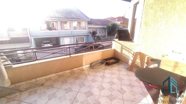 Imagem (PERMUTA) Sobrado em condomínio 03 quartos c/suíte, 03 vagas no Santa Cândida em Curitiba PR