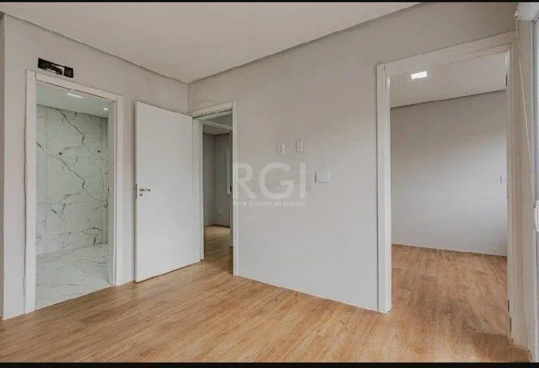 Imagem Casa para Venda - 220m², 3 dormitórios, sendo 2 suites, 2 vagas - Partenon