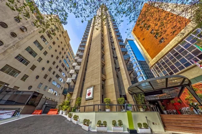 Imagem Flat disponível para locação no Hotel Massis, com 50m², 1 dormitório e 1 vaga de garagem