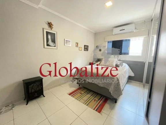 Imagem Lindo Sobrado com 150m², 3 dormitórios (3 suítes) à venda na Vila Mathias por R$850.000,00.