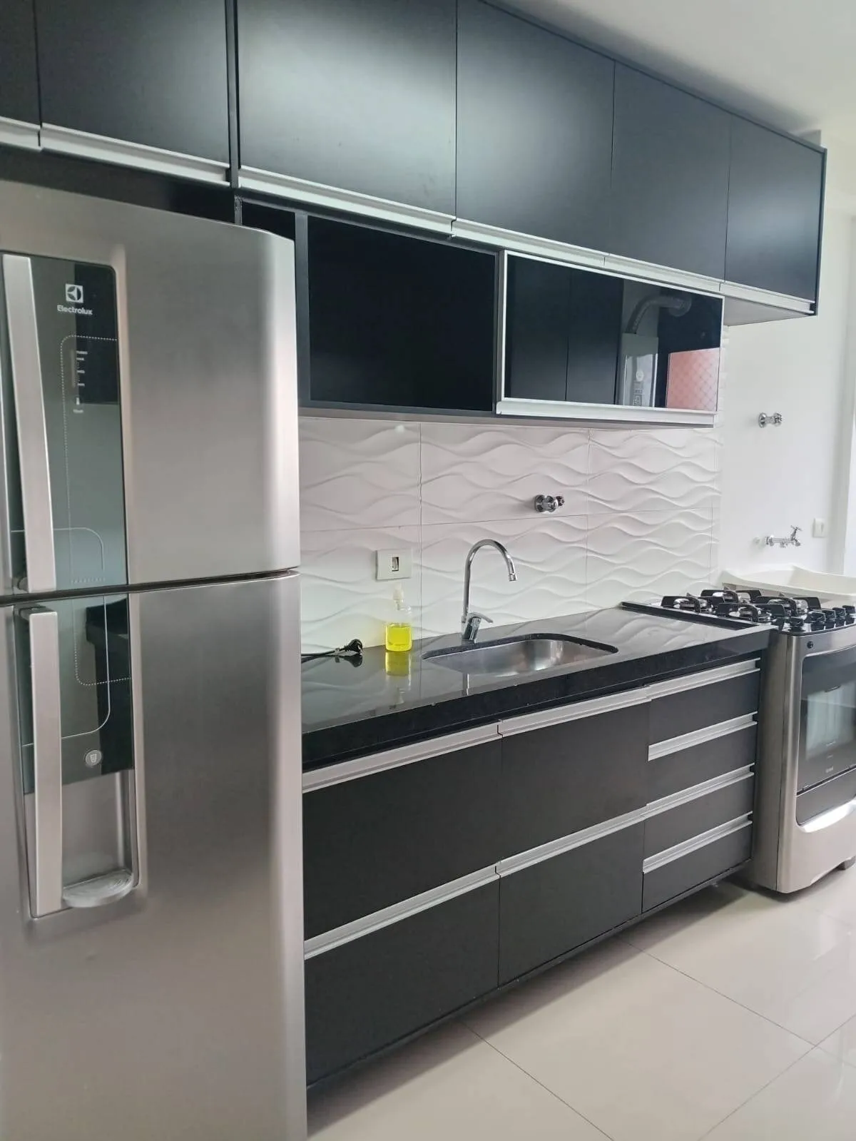 Imagem Apartamento Semi-Mobiliado com 3 Dormitórios no Tamboré - Lazer Completo
