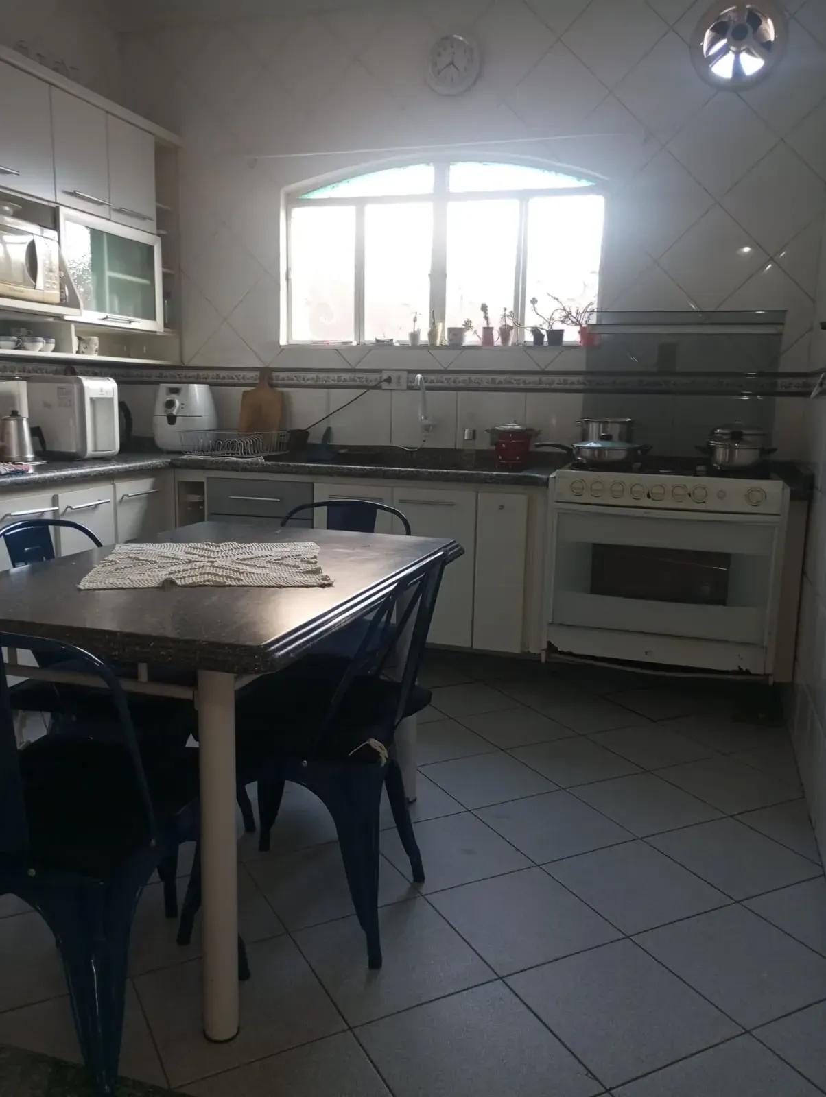 Imagem Sobrado com 3 Quartos à Venda ou Locação, 250 m² em Vila Brasileira - Mogi das Cruzes