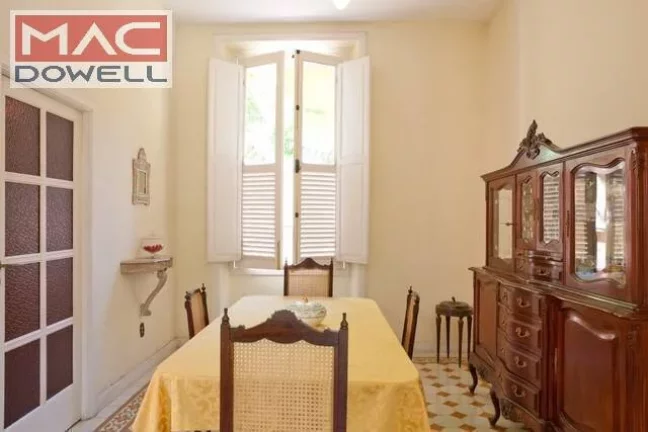 Imagem Casa histórica 450 m² / 4 Quartos - Venda / Locação - Santa Teresa/RJ