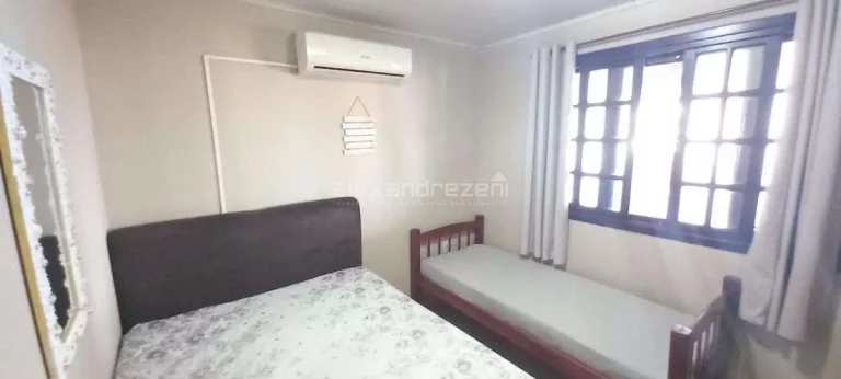 Imagem Casa 4 dormitórios praia de Bombas