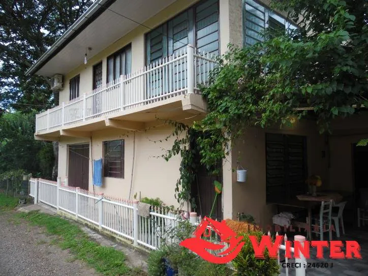 Imagem Casa com 165m² no centro de Feliz.