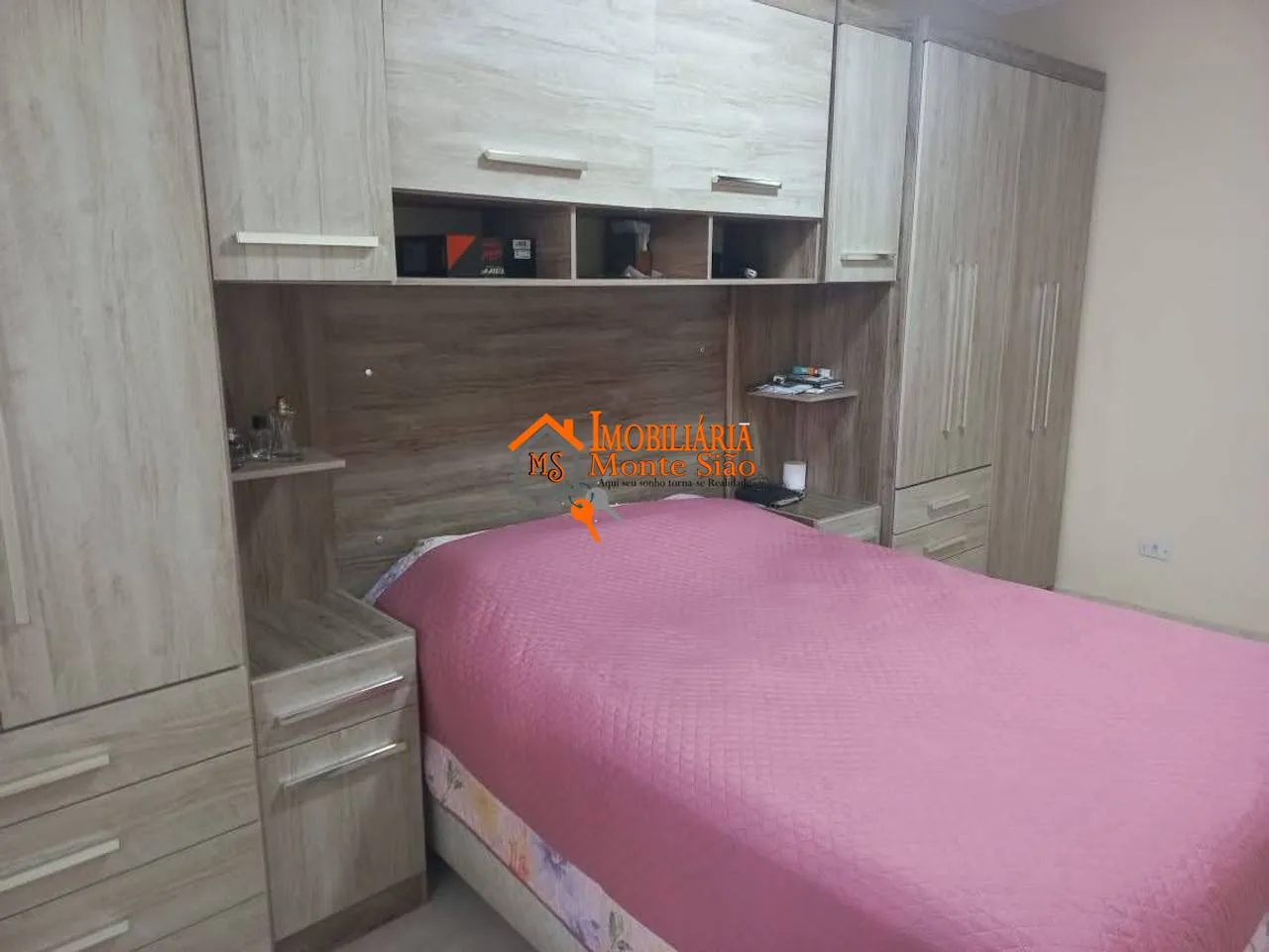 Imagem Sobrado com 3 dormitórios à venda, 164 m² por R$ 760.000,00 - Vila Rosália - Guarulhos/SP