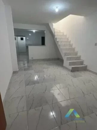Foto do imóvel Sobrado reformado a venda com 02 suites . 105m² por R$ 371 mil