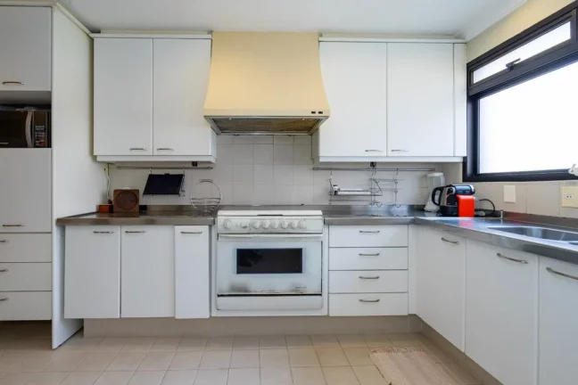 Imagem Apartamento à venda em São Paulo, Vila Progredior, com 4 quartos, 259,6m2