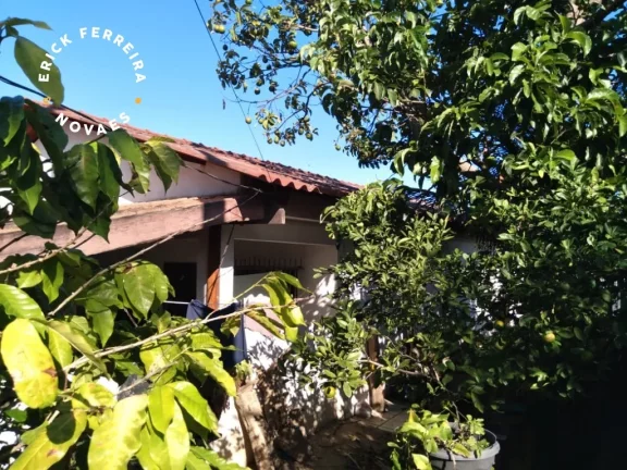 Imagem Chácara em Guarapari com casa linear pomar garagem com 1.300 m2 de terreno e área construída de 117m2.