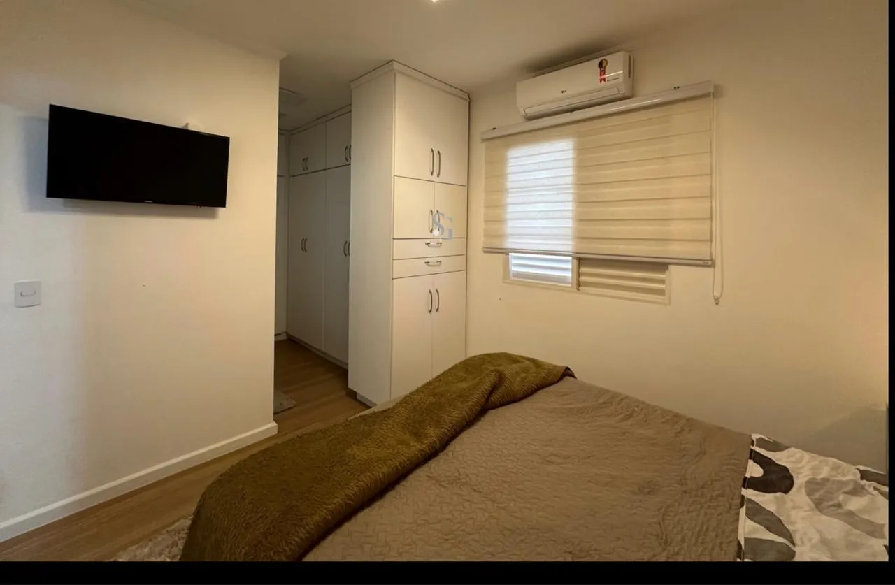 Imagem Casa à venda em região privilegiada, perfeita para quem busca um lar aconchegante e espaçoso para sua família