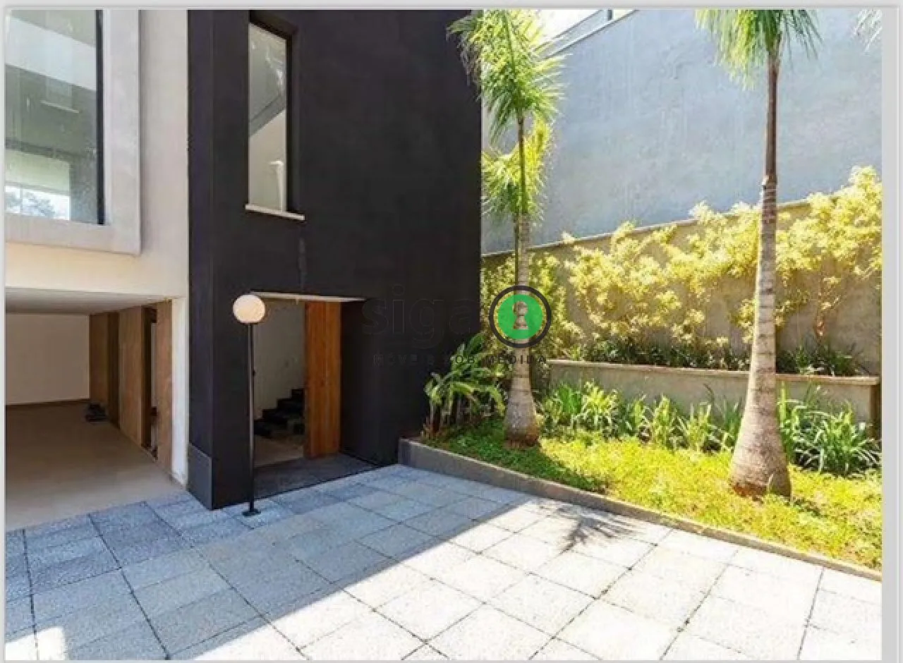 Imagem Casa em Condomínio com 712m², 4 suite, 4 vagas de garagem, alto padrão, no Jardim Cordeiro