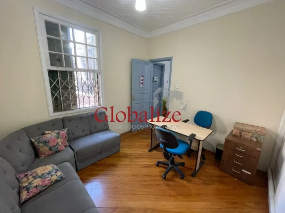 Imagem Sobrado à venda com 3 dormitórios e 3 vagas no bairro da Vila Belmiro em Santos por R$ 1.177.000,00
