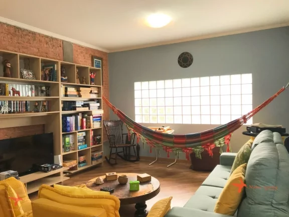 Imagem Casas à venda no Jabaquara, São Paulo-SP: 3 quartos, 1 suíte, 4 banheiros, 1 vaga de garagem e 173m² de área.