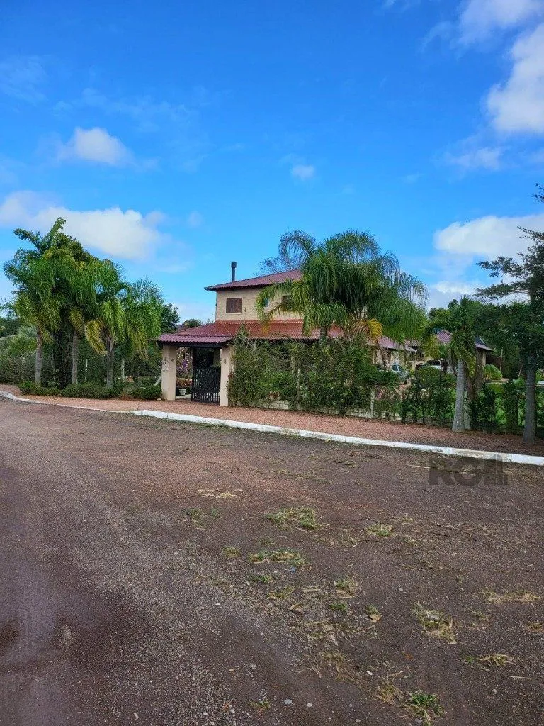Imagem Casa de Condomínio em Martinica