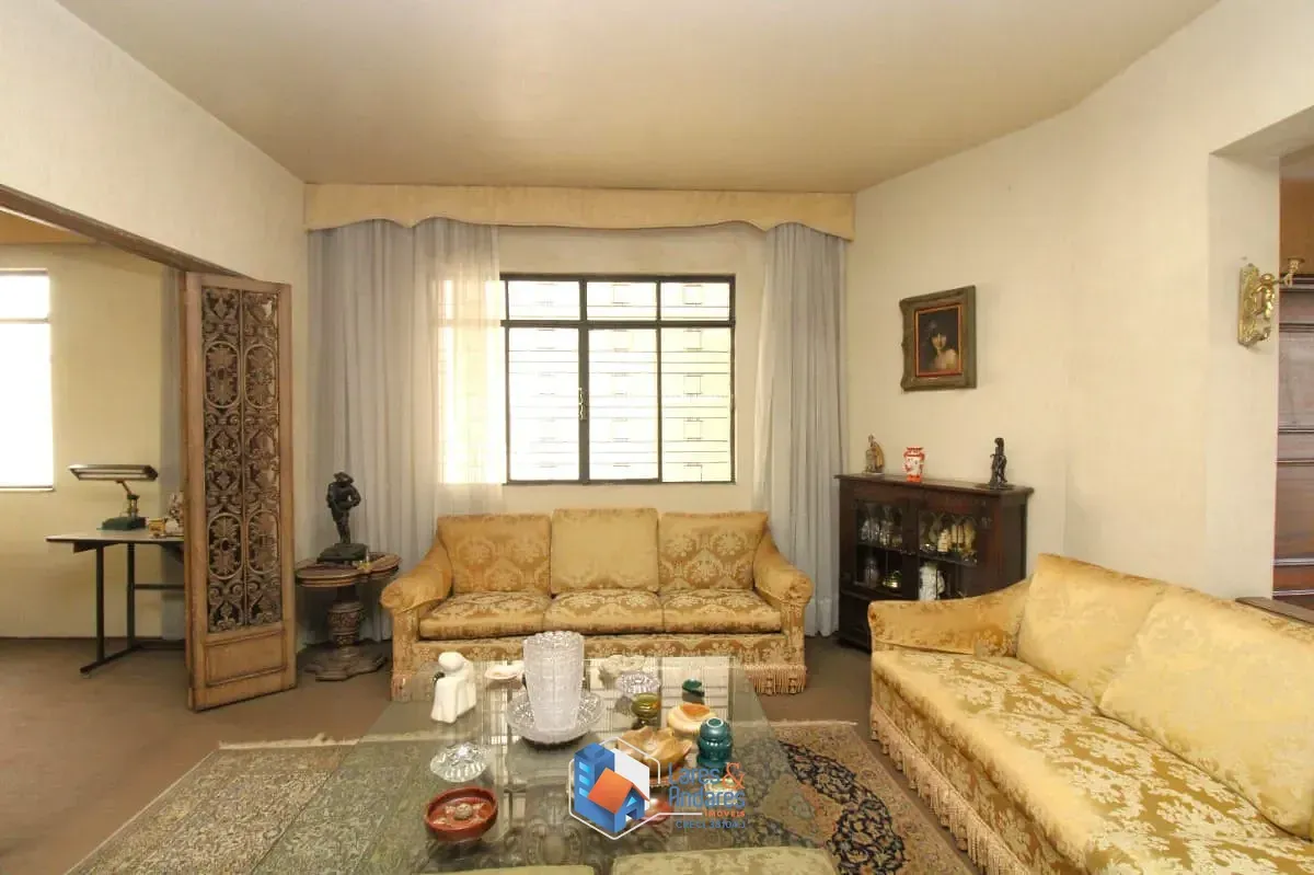 Imagem Sobrado para venda em Jardim da Glória com 4 quartos, sendo 2 suítes, 350m²
