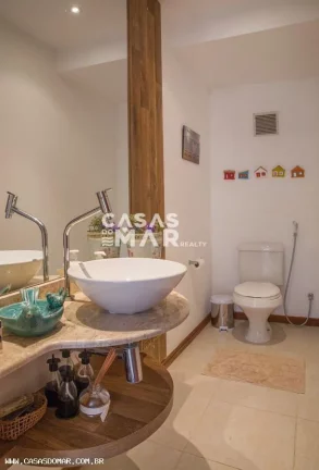 Imagem Casa em Condomínio à Venda em Geribá, Búzios-RJ: 4 Quartos, 4 Suítes, 5 Banheiros, 2 Vagas, 450 m².
