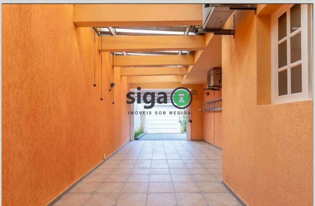 Imagem Casa Assobradada à venda com 4 quartos, sendo 2 suites, 4 vagas no Jardim Paulistano, SEM MOBILIA