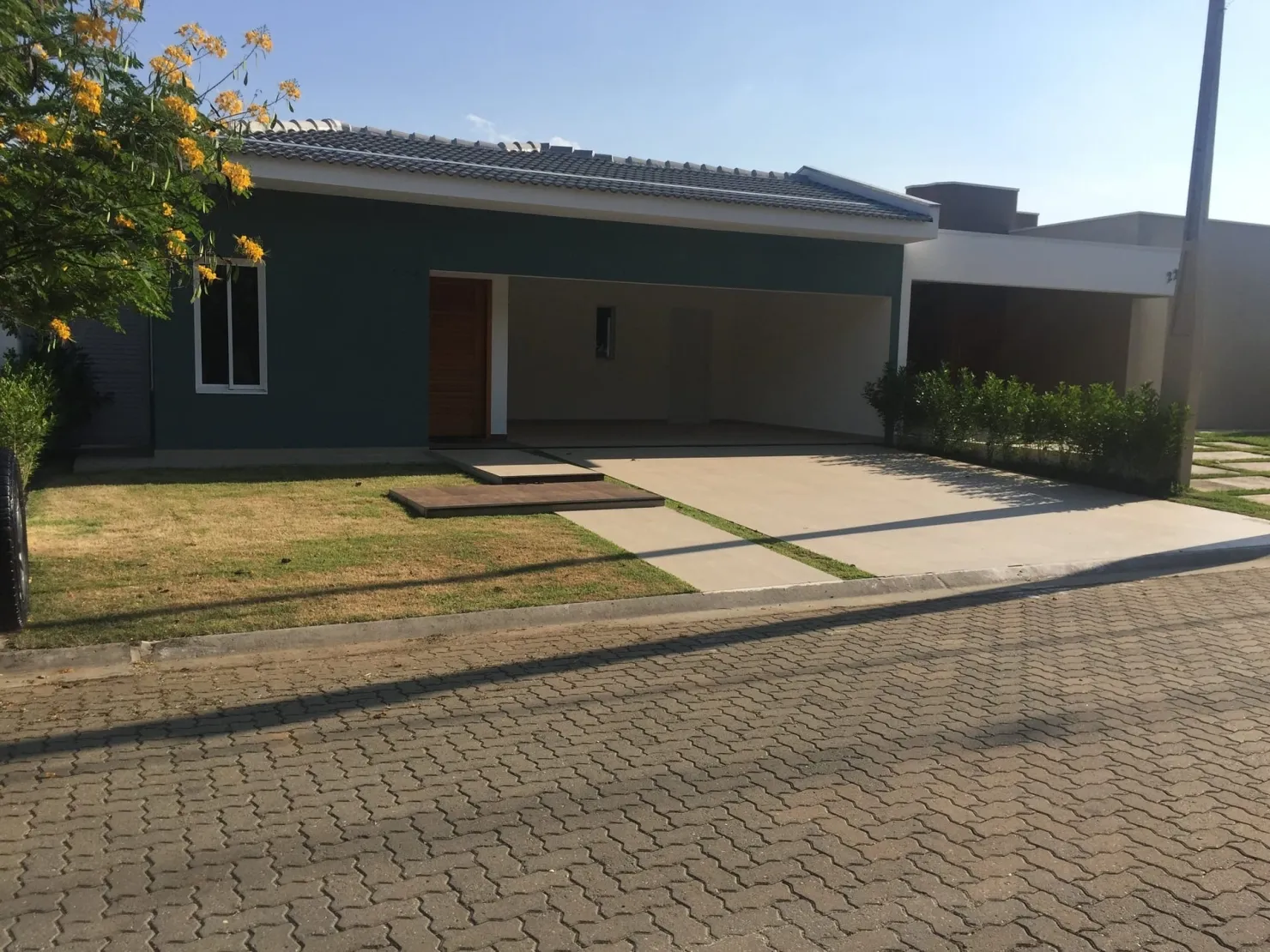 Imagem Casa para Locação 3 Quartos, 3 Suites, 2 Vagas, 300M², Jardim Campo Alegre, Pindamonhangaba - SP