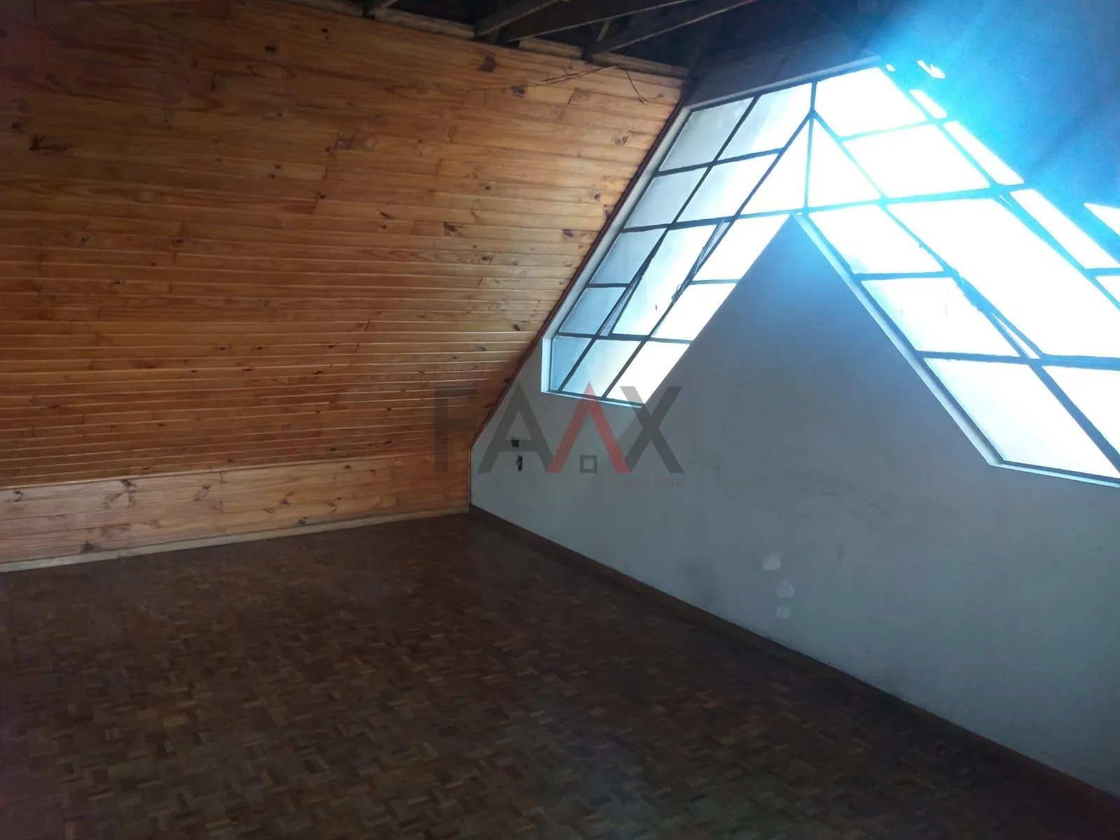 Imagem Sala comercial ao Lado do GRESGA em frente a Av. Manoel Ribas em GUARAPUAVA