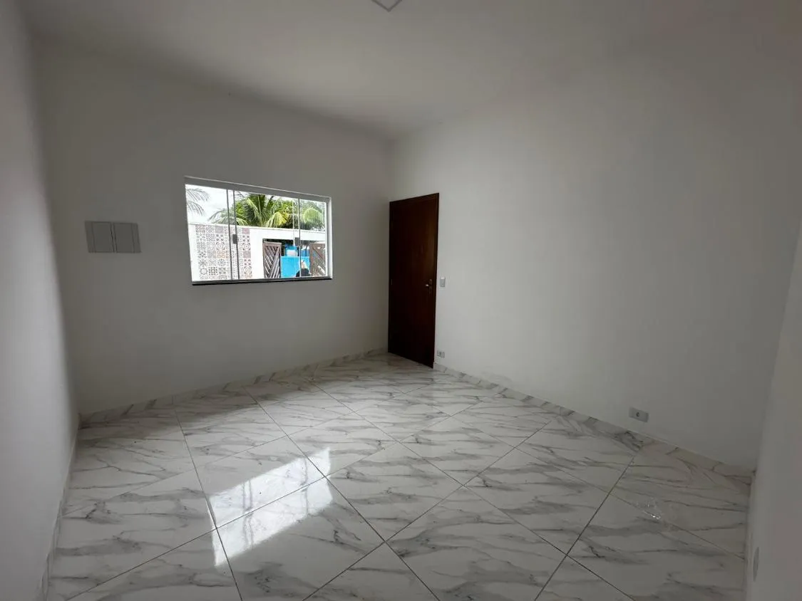 Imagem CASA NOVA COM PISCINA LADO PRAIA NO TUPY