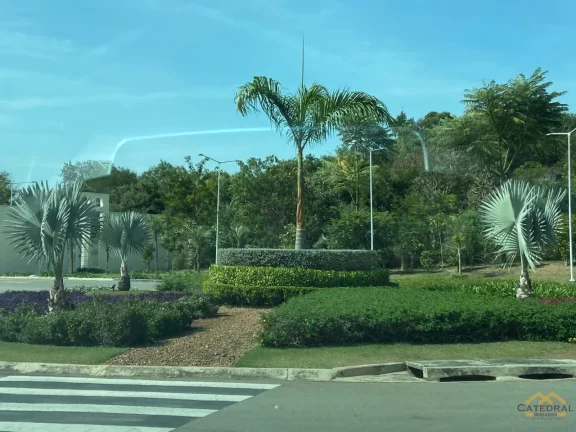 Imagem Terreno de 800m á venda no condomínio Reserva Santa Monica- Itupeva-SP