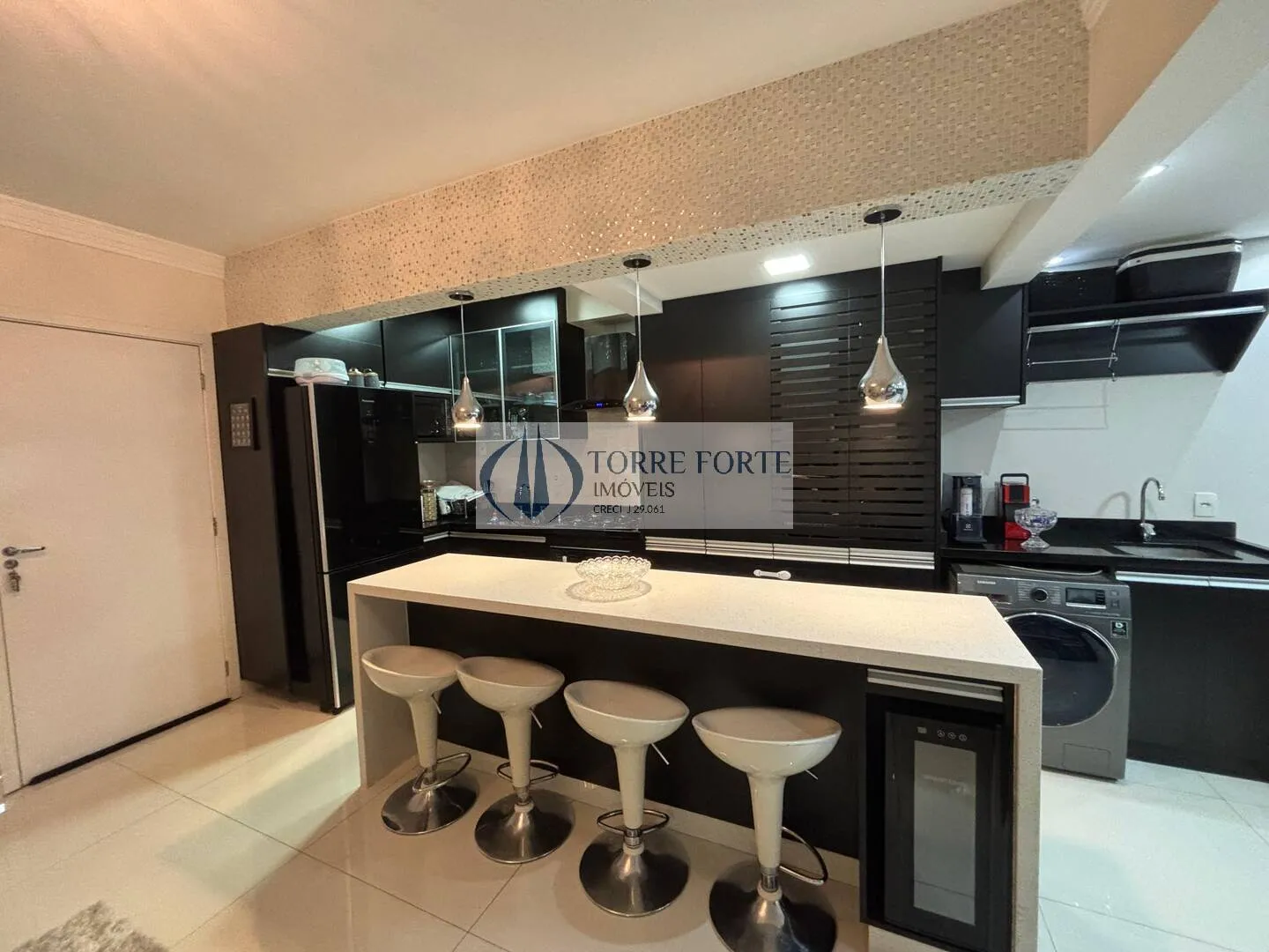 Imagem Lindo apartamento 2 dormitórios, 1 vaga Demarcada e escritura