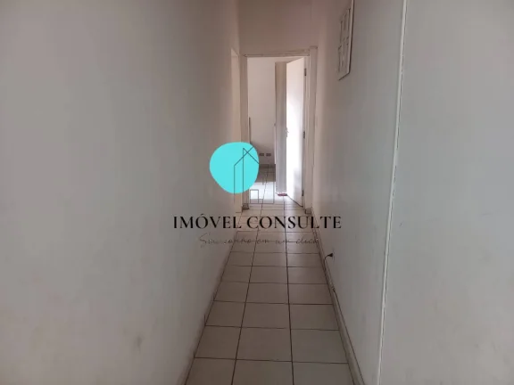 Imagem Oportunidade para Morar ou Investir! Sobrado Amplo com Renda de Locação.