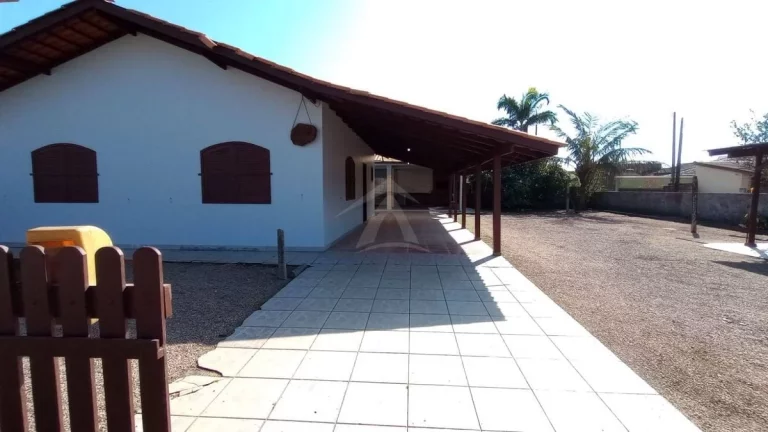 Imagem CASA COM 4 DORMITÓRIOS, ITAPEMA DO NORTE GLEBA II